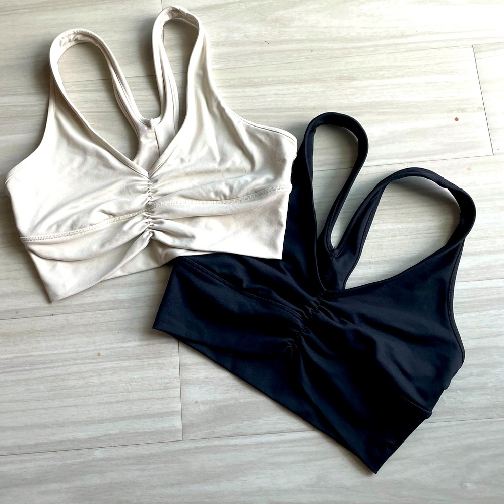 ALO Yoga Wild Thing Bra Set of 2 size M